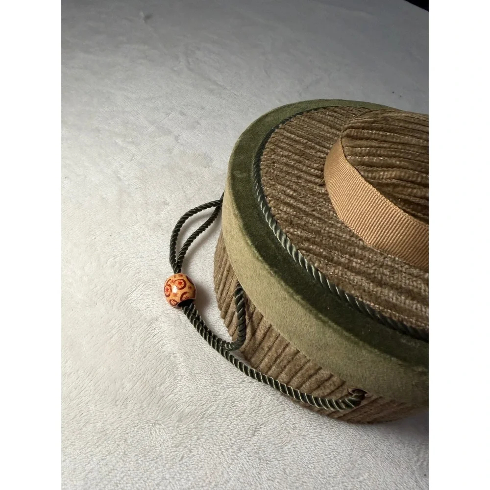 Vintage Style Hat Shaped Trinket Box Green Velvet Corduroy Jewelry Storage Case